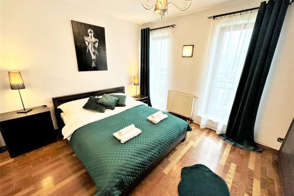 קרקוב Exclusive Penthouse Near Citycenter 120M2 +Netflix מראה חיצוני תמונה