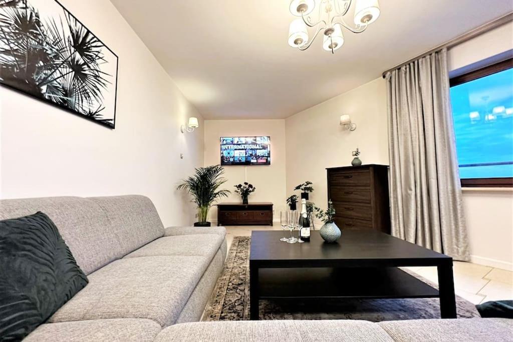 קרקוב Exclusive Penthouse Near Citycenter 120M2 +Netflix מראה חיצוני תמונה