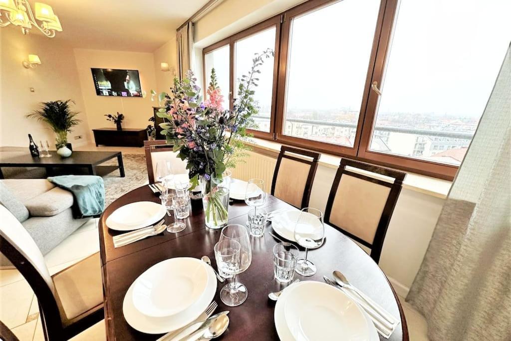 קרקוב Exclusive Penthouse Near Citycenter 120M2 +Netflix מראה חיצוני תמונה