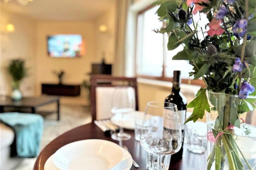קרקוב Exclusive Penthouse Near Citycenter 120M2 +Netflix מראה חיצוני תמונה