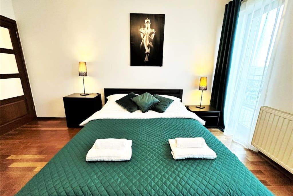קרקוב Exclusive Penthouse Near Citycenter 120M2 +Netflix מראה חיצוני תמונה