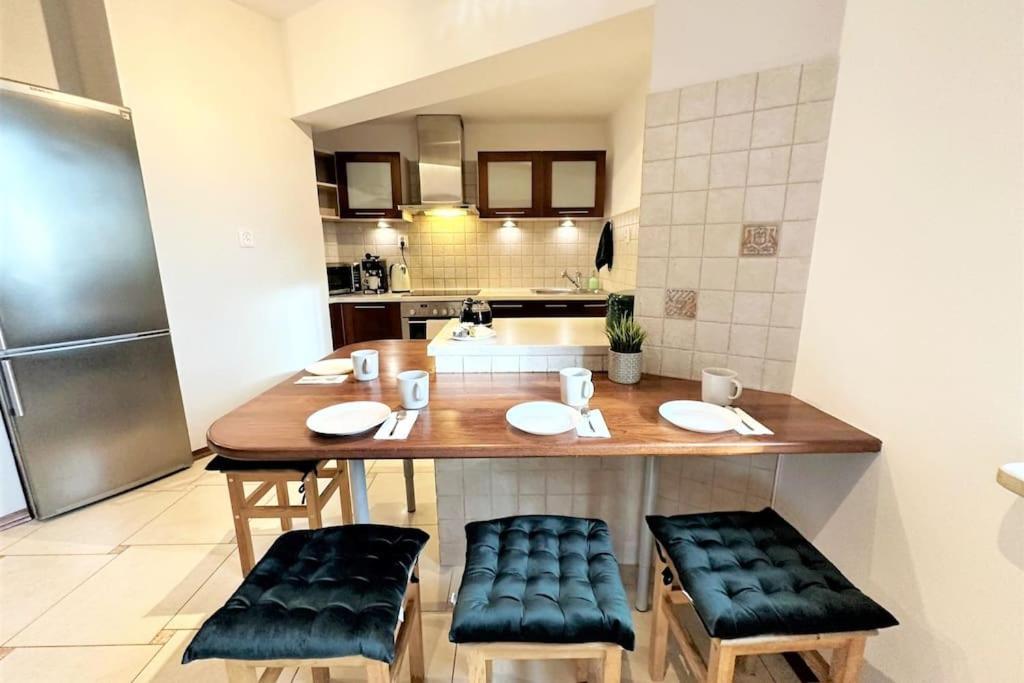 קרקוב Exclusive Penthouse Near Citycenter 120M2 +Netflix מראה חיצוני תמונה