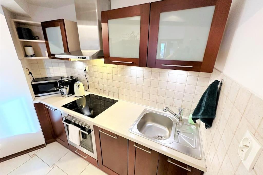 קרקוב Exclusive Penthouse Near Citycenter 120M2 +Netflix מראה חיצוני תמונה