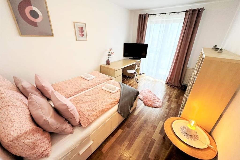 קרקוב Exclusive Penthouse Near Citycenter 120M2 +Netflix מראה חיצוני תמונה