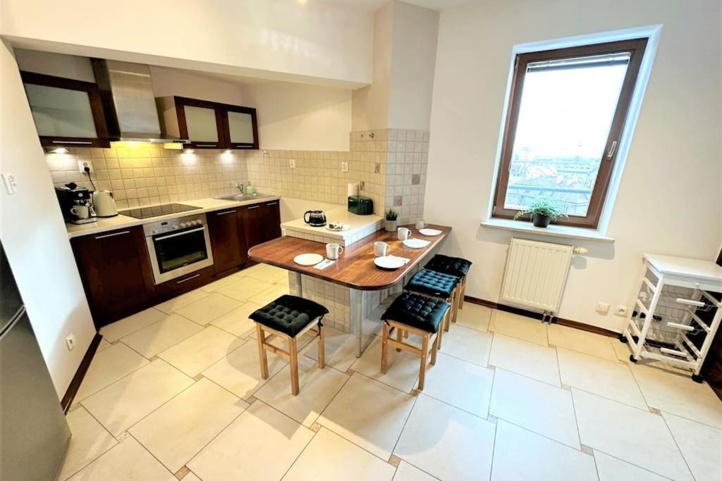 קרקוב Exclusive Penthouse Near Citycenter 120M2 +Netflix מראה חיצוני תמונה